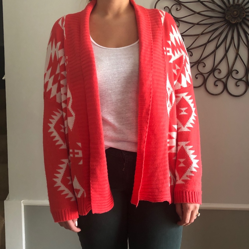 36 Point 5 Coral & White Aztec Open Cardigan